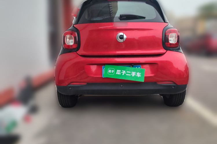 Used smart forfour 2018 0.9T 66 kW Fashion Edition Exterior 4
