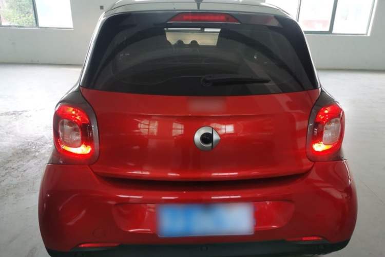 Used smart forfour 2018 1.0L 52kW Passion Edition Exterior 4