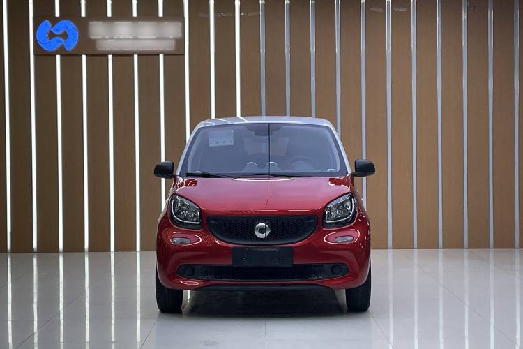 Used smart forfour 2018 1.0L 52 kW Dynamic Edition Exterior 4