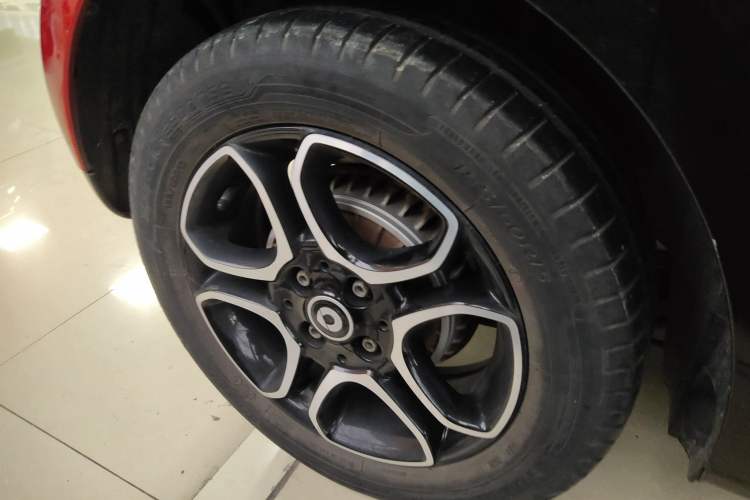 Used smart forfour 2018 1.0L 52kW Passion Edition Exterior 5