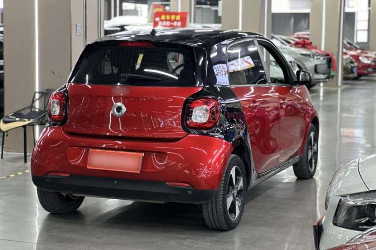 Used smart forfour 2018 1.0L 52kW Passion Edition Exterior 5