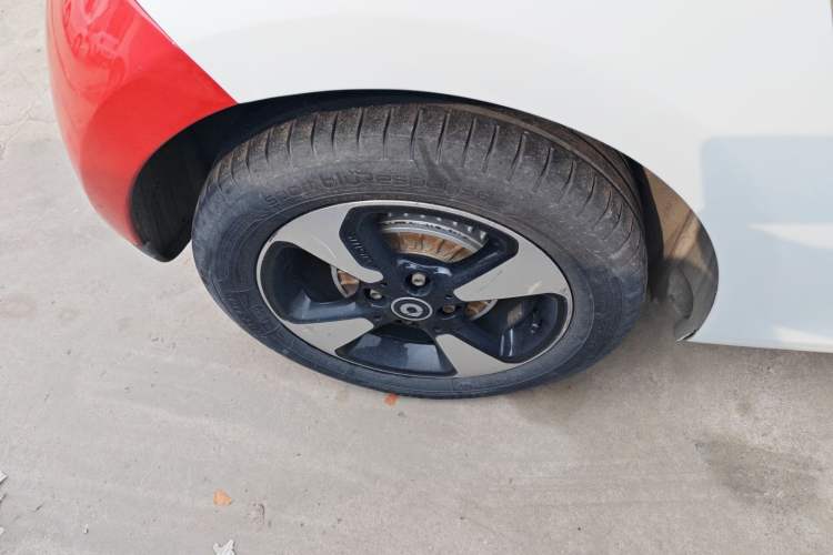 Used smart forfour 2018 1.0L 52kW Passion Edition Exterior 5