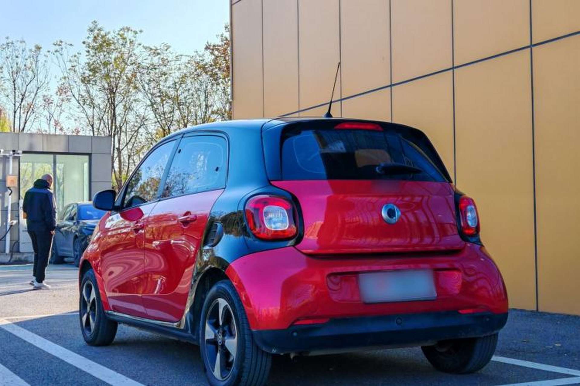 Used smart forfour 2018 1.0L 52kW Passion Edition Exterior 5