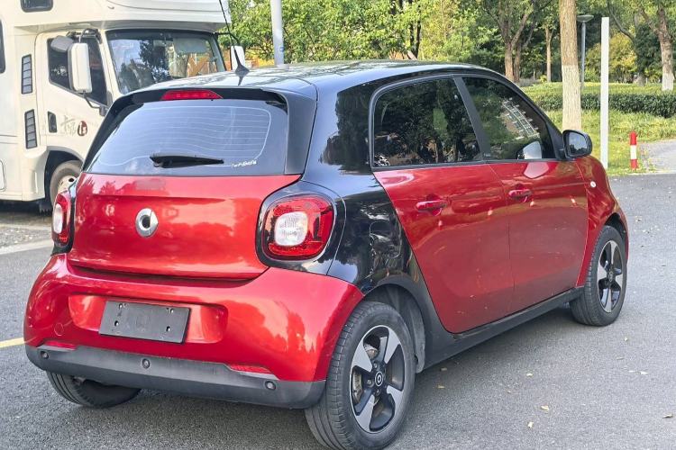 Used smart forfour 2018 1.0L 52kW Passion Edition Exterior 6