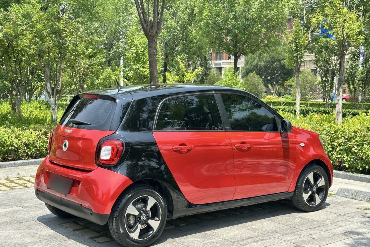 Used smart forfour 2018 1.0L 52kW Passion Edition Exterior 6