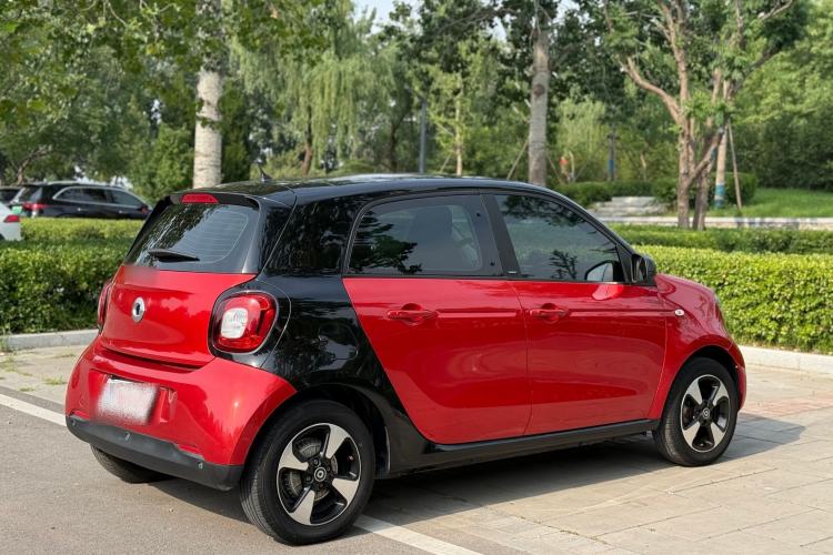 Used smart forfour 2018 1.0L 52kW Passion Edition Exterior 7