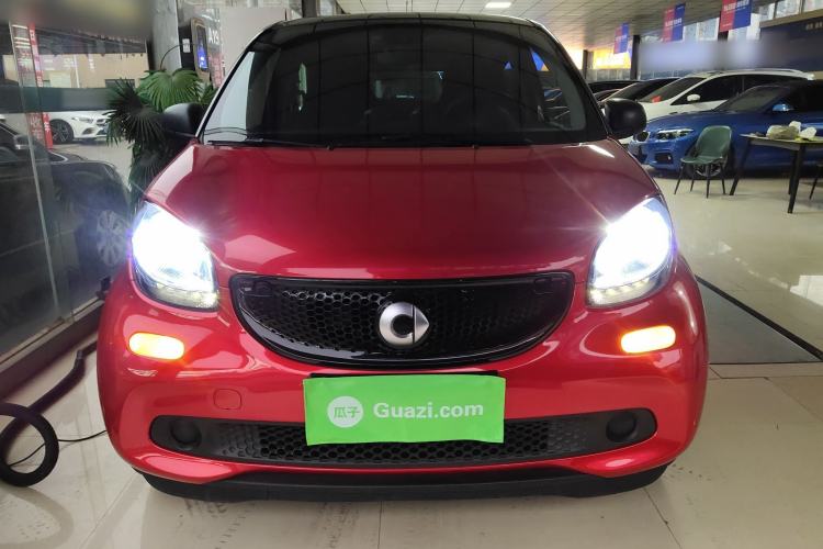 Used smart forfour 2018 1.0L 52kW Passion Edition Front