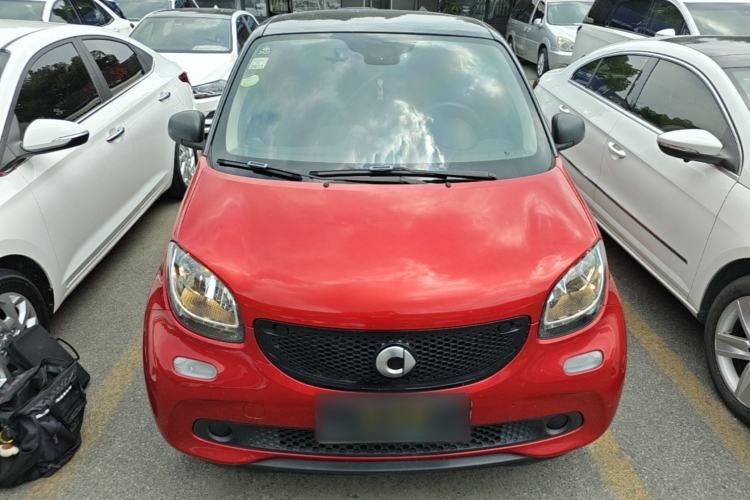Used smart forfour 2018 1.0L 52kW Passion Edition Front