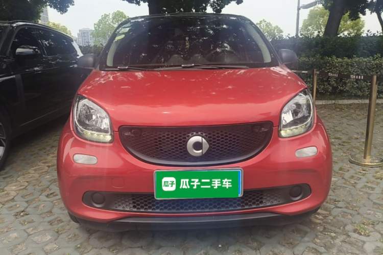 Used smart forfour 2018 1.0L 52kW Passion Edition Front