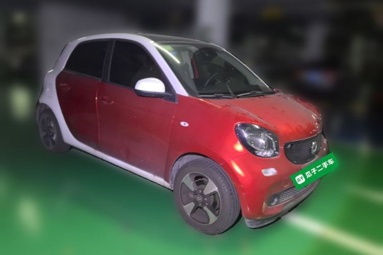 Used smart forfour 2018 1.0L 52kW Passion Edition Front Right 45 Deg