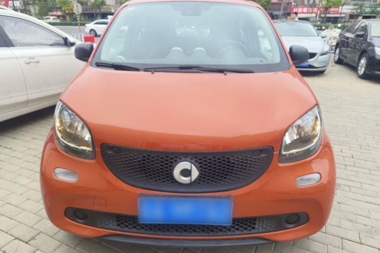 Used smart forfour 2018 1.0L 52 kW Dynamic Edition Front