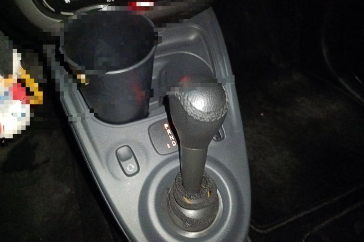Used smart forfour 2018 1.0L 52kW Passion Edition Gear Lever