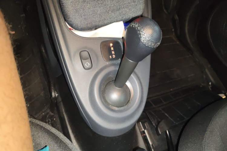 Used smart forfour 2018 1.0L 52 kW Dynamic Edition Gear Lever