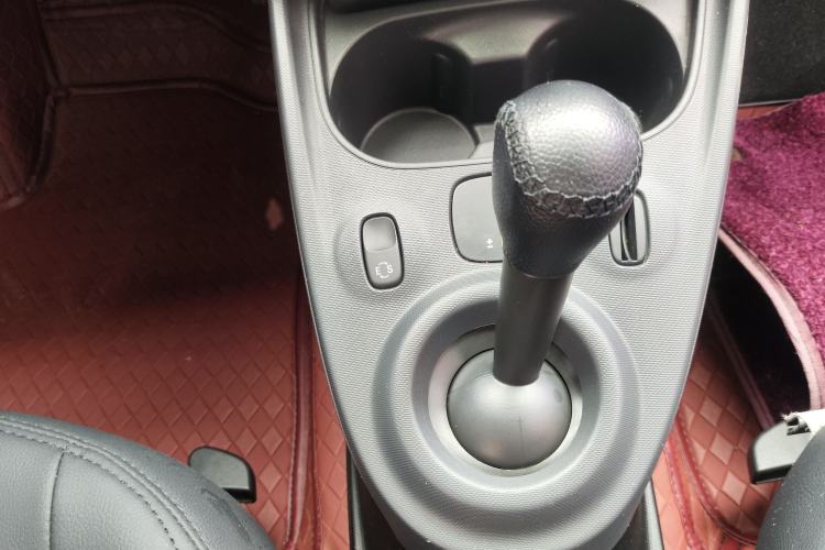 Used smart forfour 2018 1.0L 52 kW Dynamic Edition Gear Lever