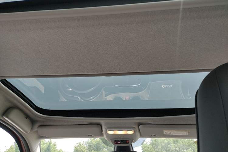 Used smart forfour 2018 1.0L 52kW Passion Edition Headliner