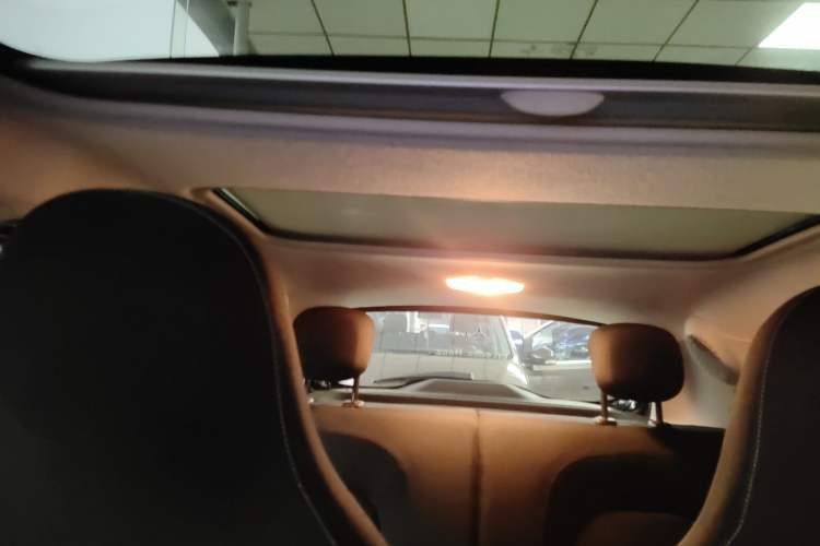 Used smart forfour 2018 1.0L 52kW Passion Edition Headliner