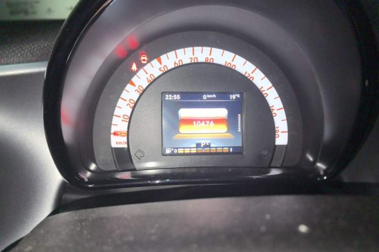 Used smart forfour 2018 1.0L 52kW Passion Edition Instrument Cluster