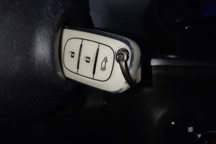 Used smart forfour 2018 1.0L 52kW Passion Edition Interior 1