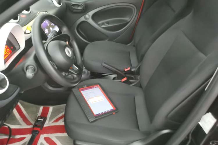 Used smart forfour 2018 1.0L 52 kW Dynamic Edition Left Front Seat