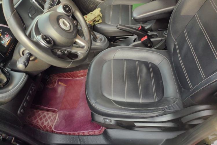 Used smart forfour 2018 0.9T 66 kW Pioneer Edition Left Front Seat