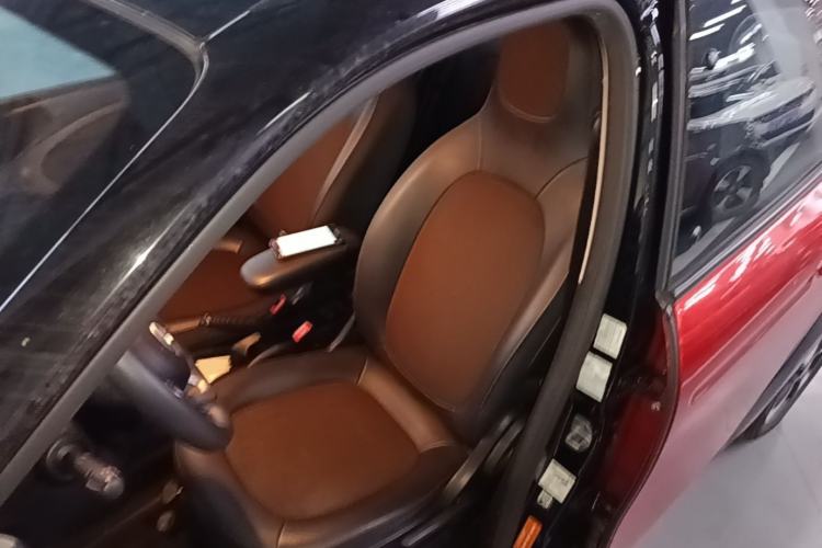 Used smart forfour 2018 0.9T 66 kW Fashion Edition Left Front Seat