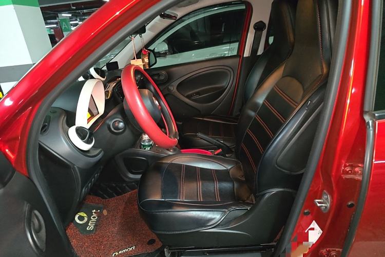 Used smart forfour 2018 1.0L 52 kW Dynamic Edition Left Front Seat