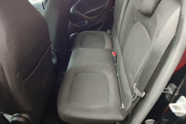 Used smart forfour 2018 1.0L 52kW Passion Edition Left Rear Seat