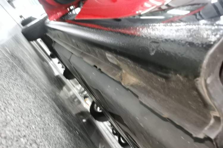 Used smart forfour 2018 1.0L 52 kW Dynamic Edition Left Side Sill