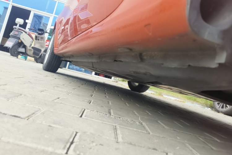 Used smart forfour 2018 1.0L 52 kW Dynamic Edition Left Side Sill