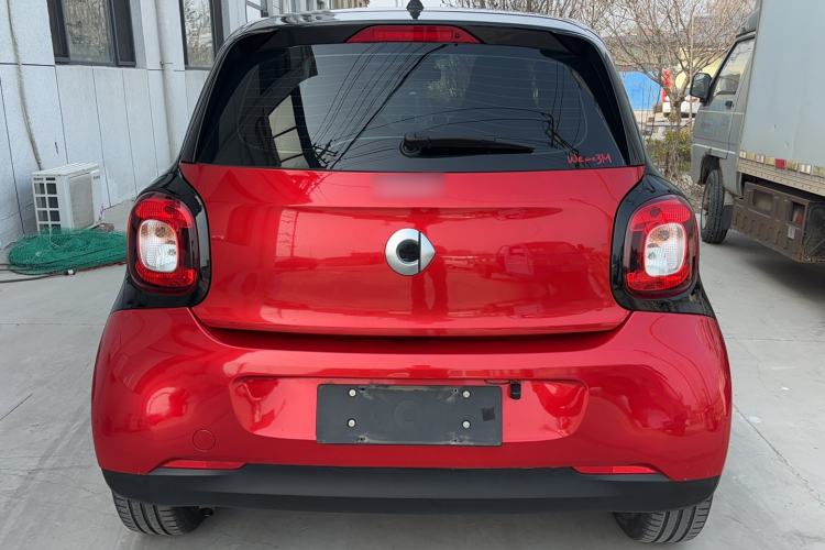 Used smart forfour 2018 1.0L 52 kW Dynamic Edition Rear