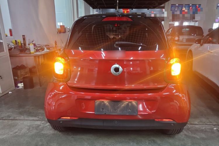 Used smart forfour 2018 0.9T 66 kW Pioneer Edition Rear