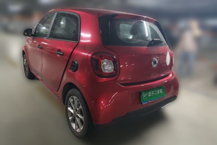 Used smart forfour 2018 1.0L 52 kW Dynamic Edition Rear Left 45 Deg