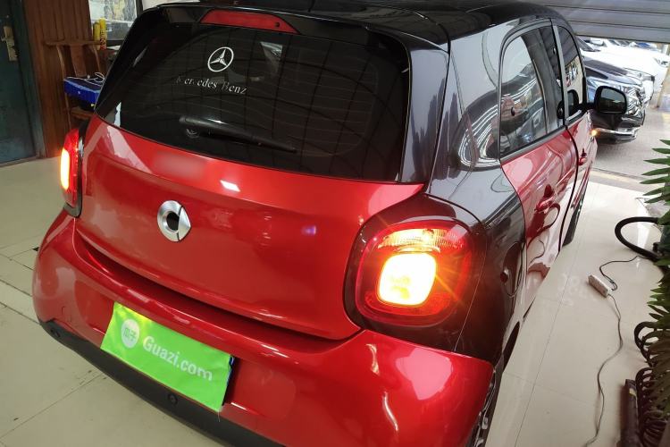 Used smart forfour 2018 1.0L 52kW Passion Edition Rear Right 45 Deg