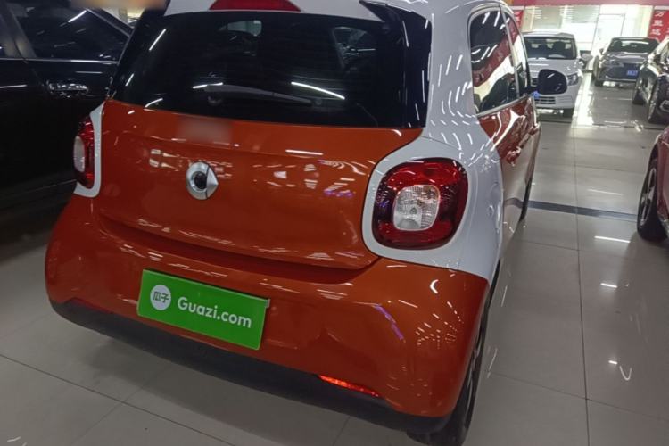 Used smart forfour 2018 1.0L 52kW Passion Edition Rear Right 45 Deg