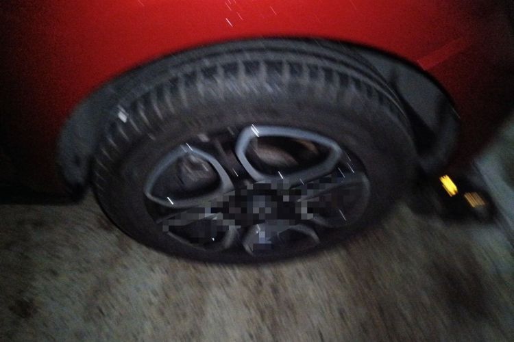 Used smart forfour 2018 1.0L 52kW Passion Edition Right Front Wheel Hub