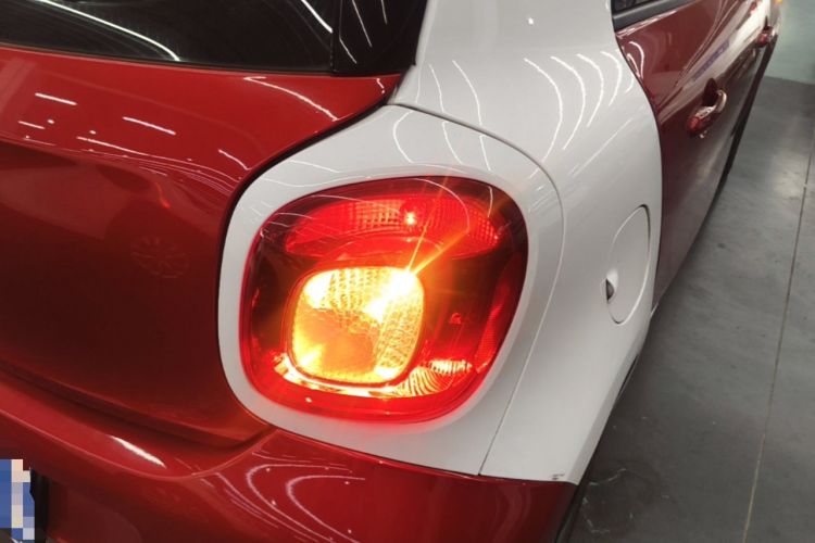 Used smart forfour 2018 1.0L 52kW Passion Edition Right Rear Taillight