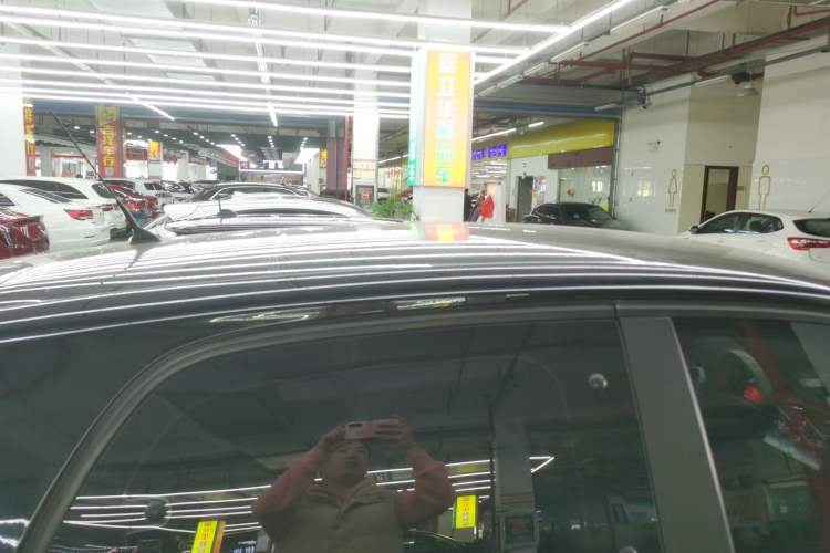 Used smart forfour 2018 1.0L 52 kW Dynamic Edition Roof