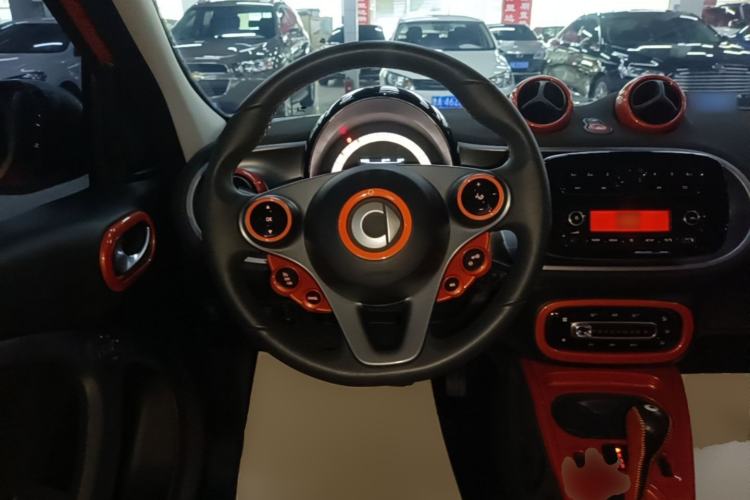 Used smart forfour 2018 1.0L 52kW Passion Edition Steering Wheel
