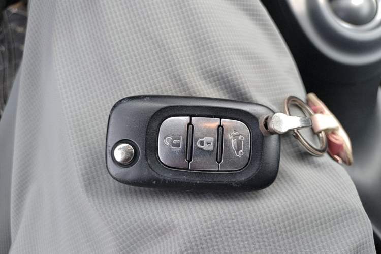 Used smart forfour 2018 1.0L 52kW Passion Edition Vehicle Key
