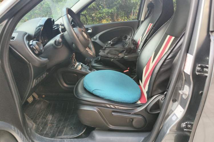 Used smart forfour 2018 1.0L 52kW Passion Edition Left Front Seat