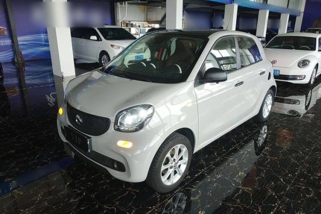 Used smart forfour 2018 1.0L 52 kW Dynamic Edition