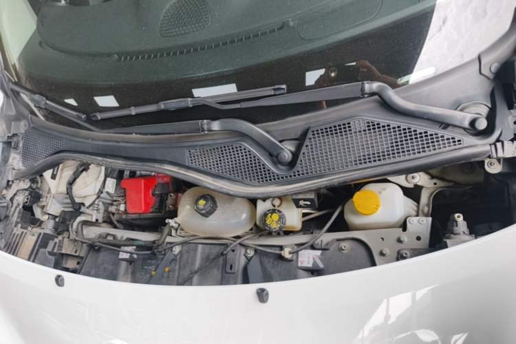 Used smart forfour 2018 0.9T 66 kW Pioneer Edition Engine Bay