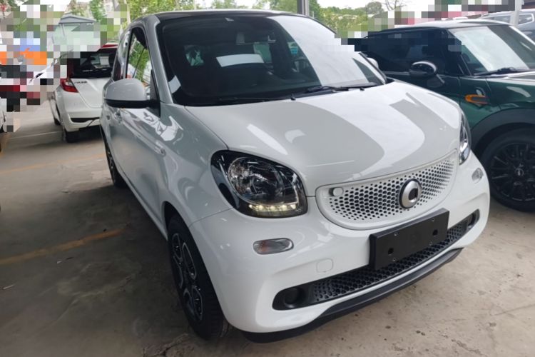Used smart forfour 2018 0.9T 66 kW Pioneer Edition Exterior 1