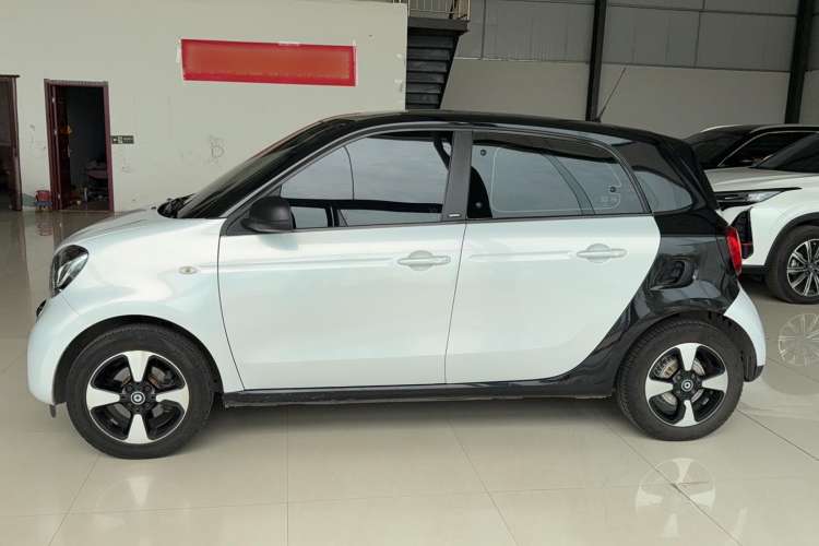 Used smart forfour 2018 1.0L 52kW Passion Edition Exterior 2