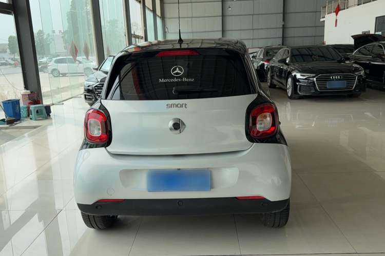 Used smart forfour 2018 1.0L 52kW Passion Edition Exterior 4
