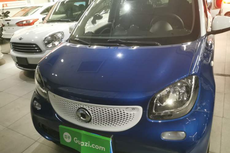 Used smart forfour 2018 1.0L 52kW Passion Edition Front