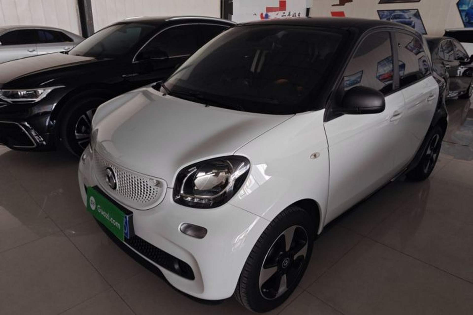 Used smart forfour 2018 1.0L 52kW Passion Edition Front Left 45 Deg