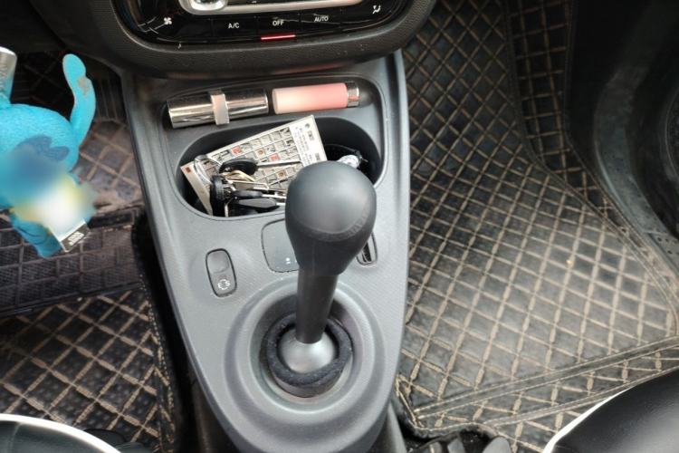 Used smart forfour 2018 1.0L 52 kW Dynamic Edition Gear Lever