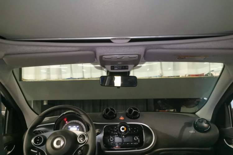Used smart forfour 2018 1.0L 52kW Passion Edition Headliner