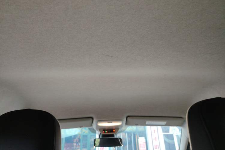 Used smart forfour 2018 1.0L 52 kW Dynamic Edition Headliner